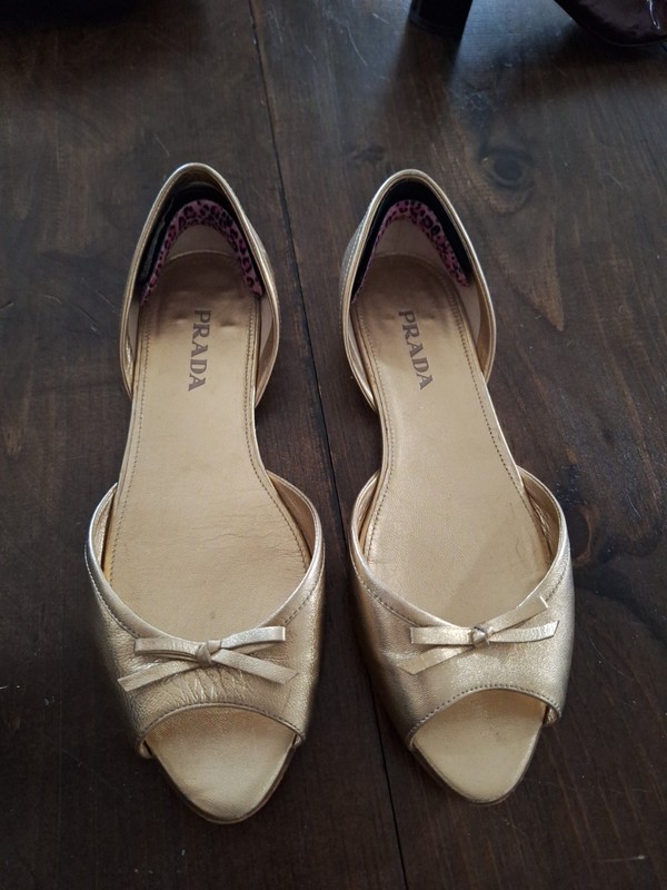  PRADA Gold  Leather Open-Toe D'Orsay Bow Flats Sz38