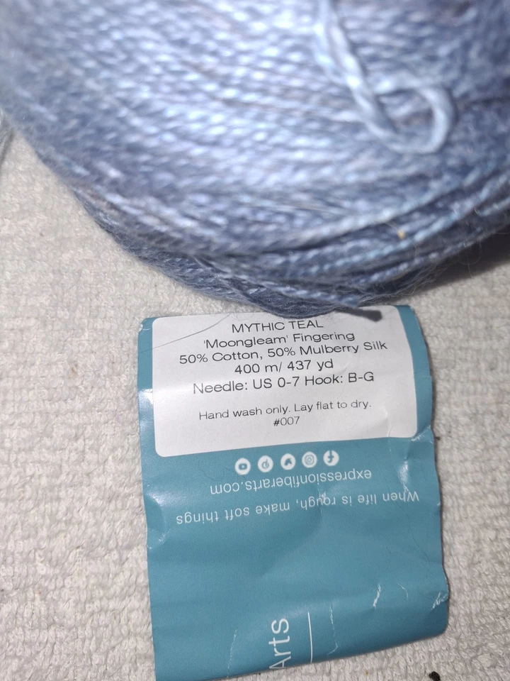 Kit de hilo Expression Fiber Arts Moongleam 16000 m Foto 2 de 4