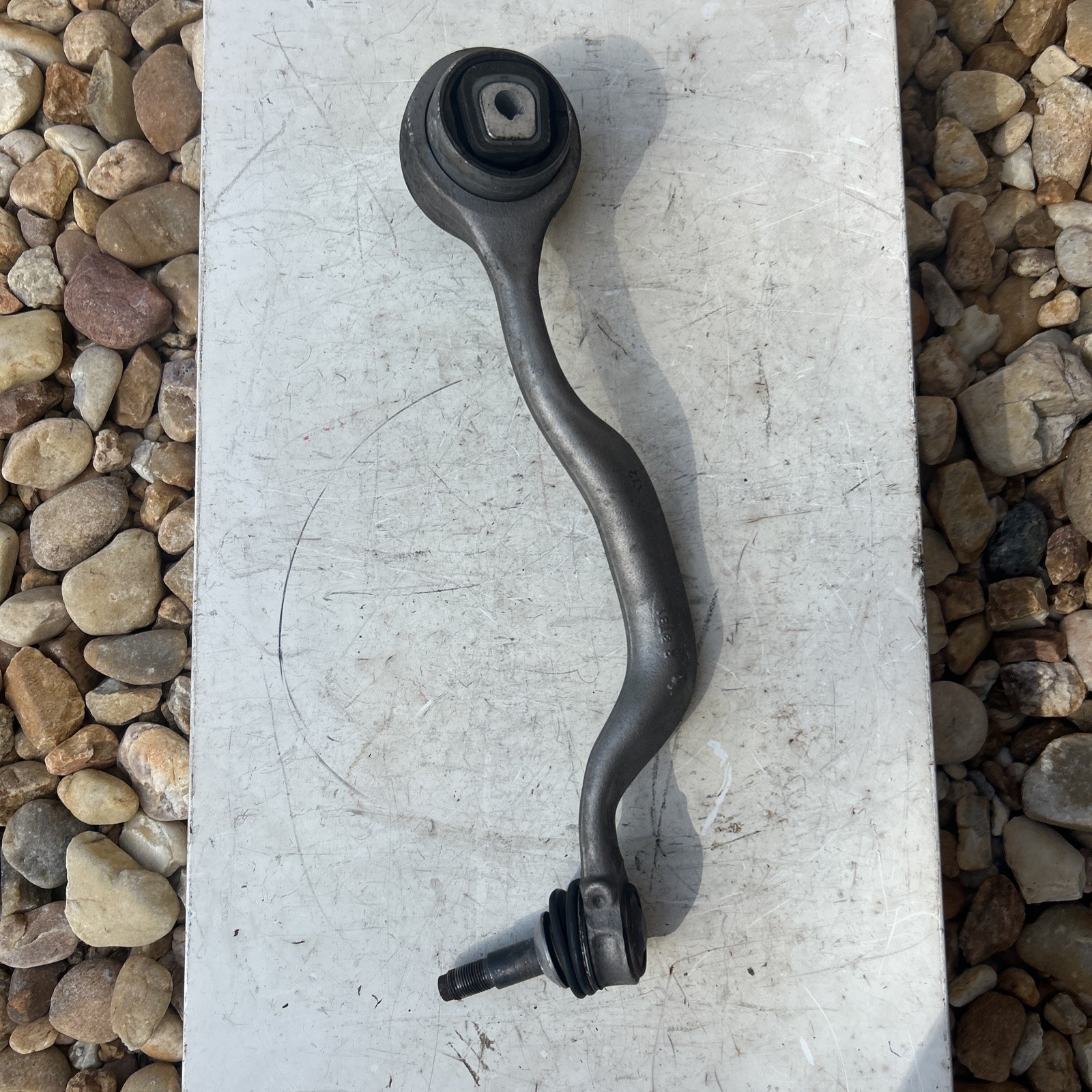 Rolls-Royce Cullinan Front Right Lower Control arm