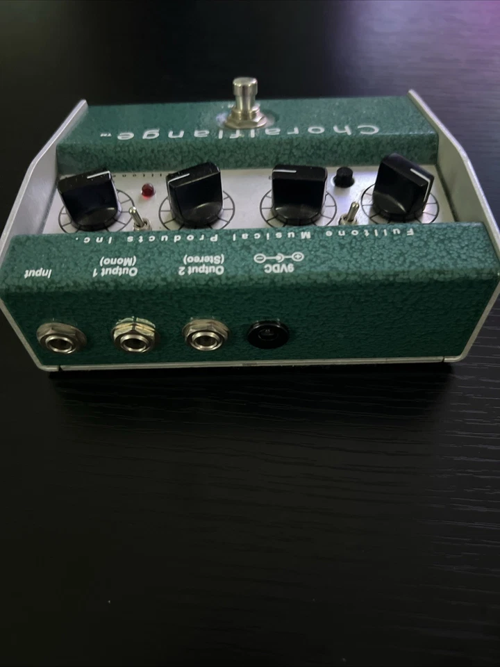 PEDAL EFECTO FLANGER CORO VINTAGE TONO CORALFLANGE FUERA DE FUNCIONAMIENTO EXCELENTE ESTADO Foto 2 de 3