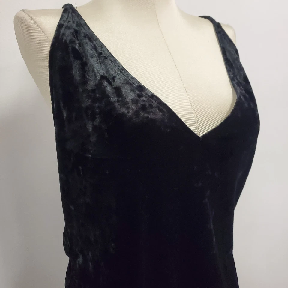 Body caprichoso de terciopelo aplastado para mujer H&M talla L negro bruja gótico grunge Foto 2 de 4