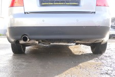 Audi A4 8E B6 Limousine Stoßstange hinten mit Spoiler grau LY7Q PDC