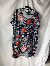 MINKPINK Floral Shift Dress L Multicolor Knee Length Scoop Neck Short Sleeve
