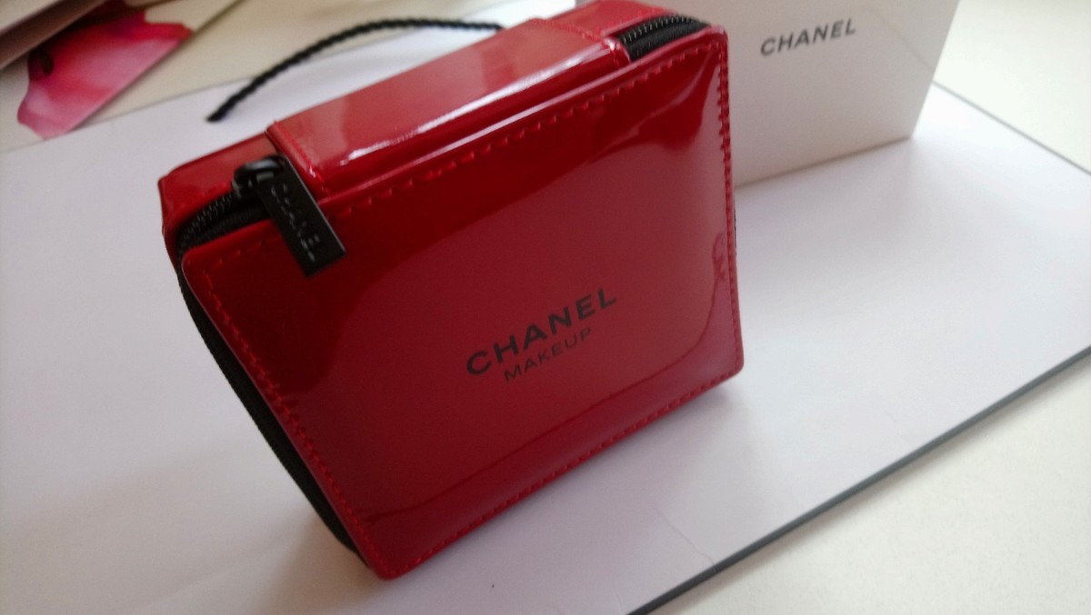 CHANEL コスメケース CHANEL Beauty RED Makeup CASE Small | eBay