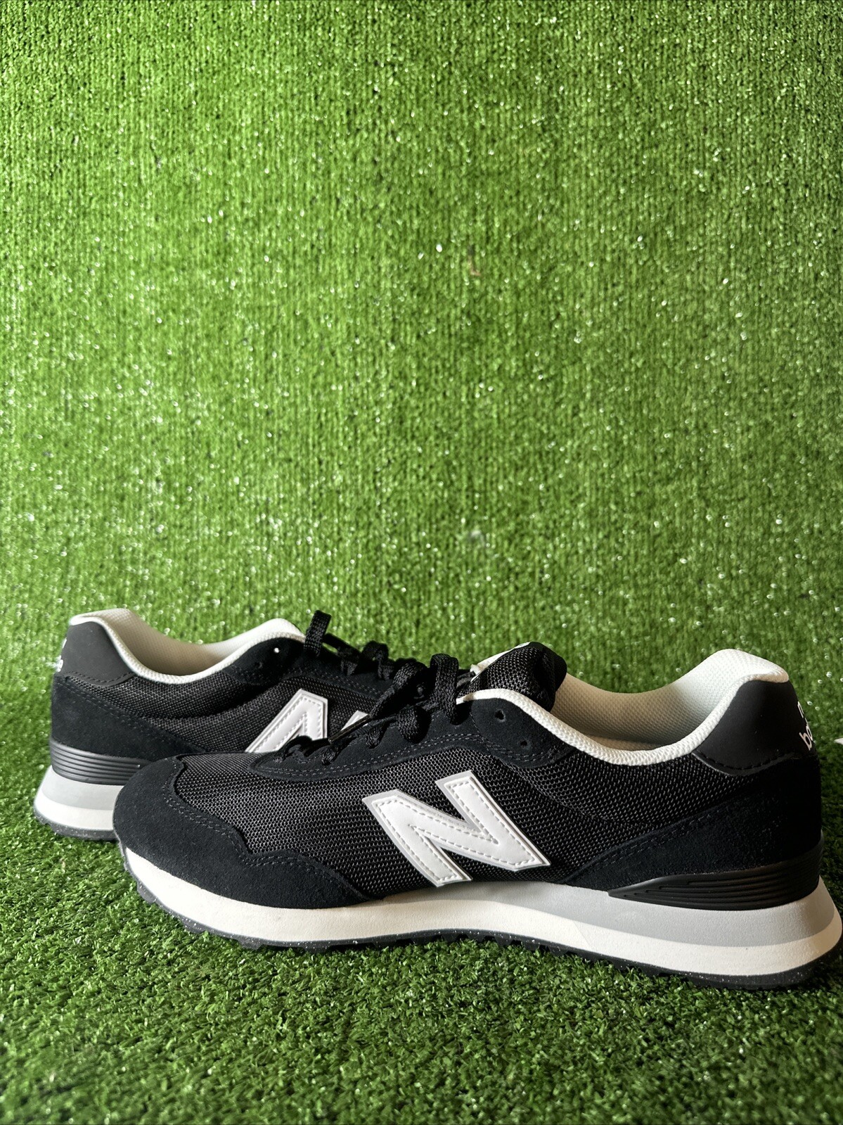 New Balance Women's 515 V3 Sneaker Size 11