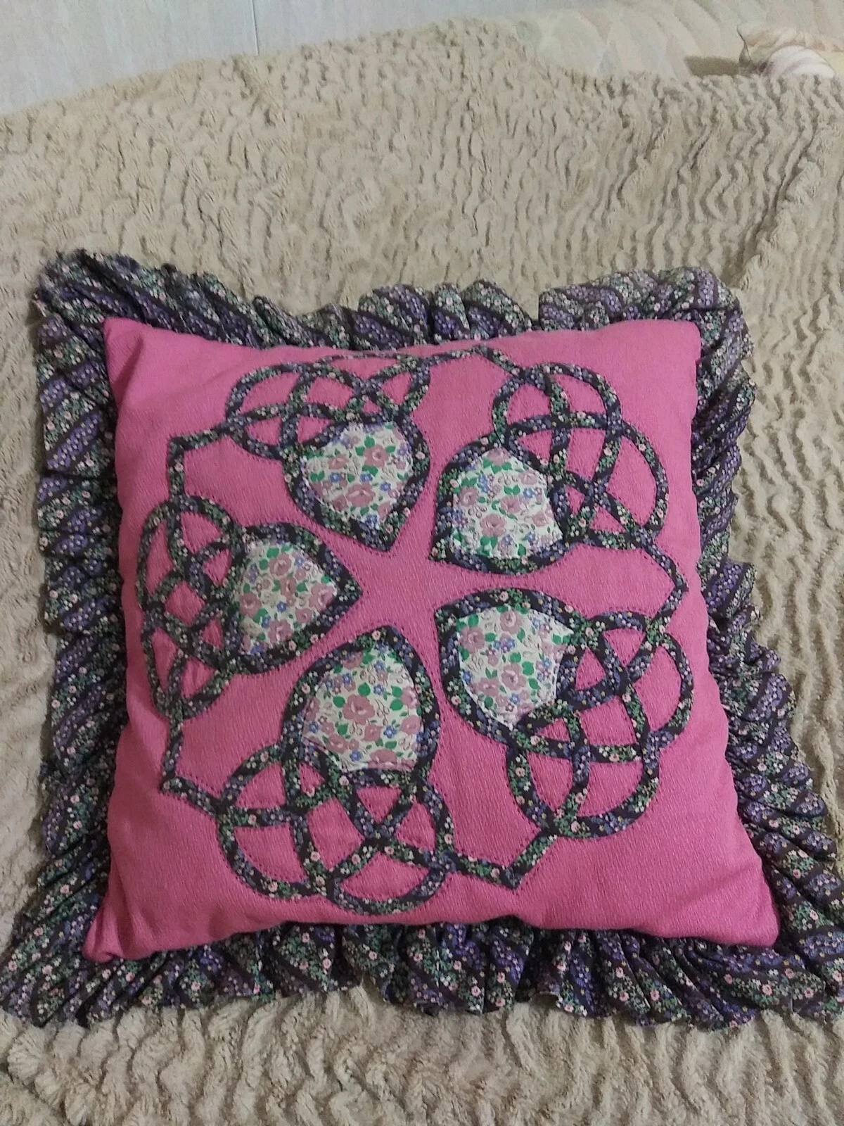 Vtge Quilted Country Throw Pillow Sham 17" Square Burgundy & Pink Print