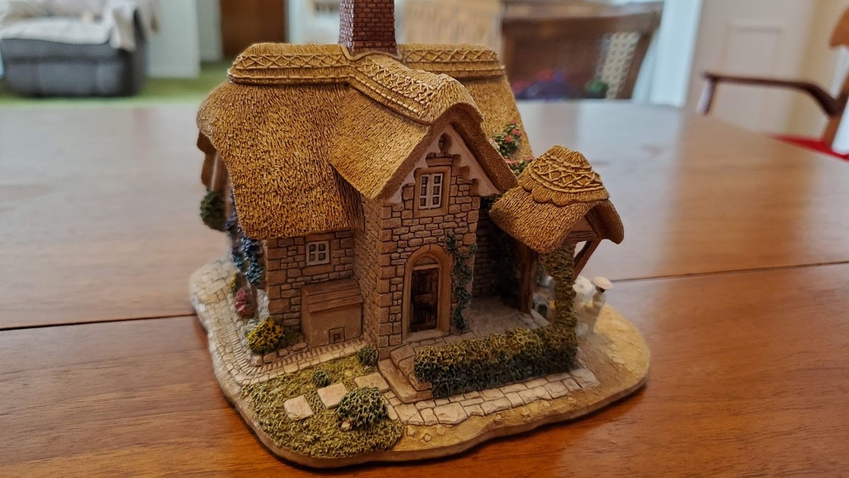 Lilliput Lane - 