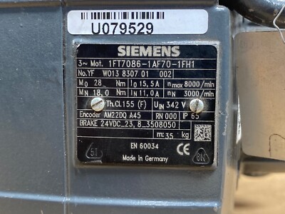 NEW SIEMENS 1FT7086-1AF70-1FH1 Servo Motor / AM22DQ A45 Encoder