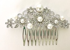 Sparkling Silver Tone Floral  Design Bridal Hair Comb made with Rhinestone