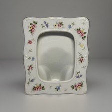 Takahashi Victoria Vintage Porcelain Picture Frame w Floral Pattern 