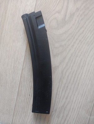 Cyma MP5 K Stahlblech-Magazin Mid-Cap 120