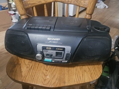 SHARP QT-CD111 CD CASSETTE PLAYER PORTABLE WORKS!