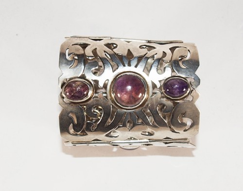 Vintage Casa Prieto Mexican Silver Sterling and Amethyst Bracelet