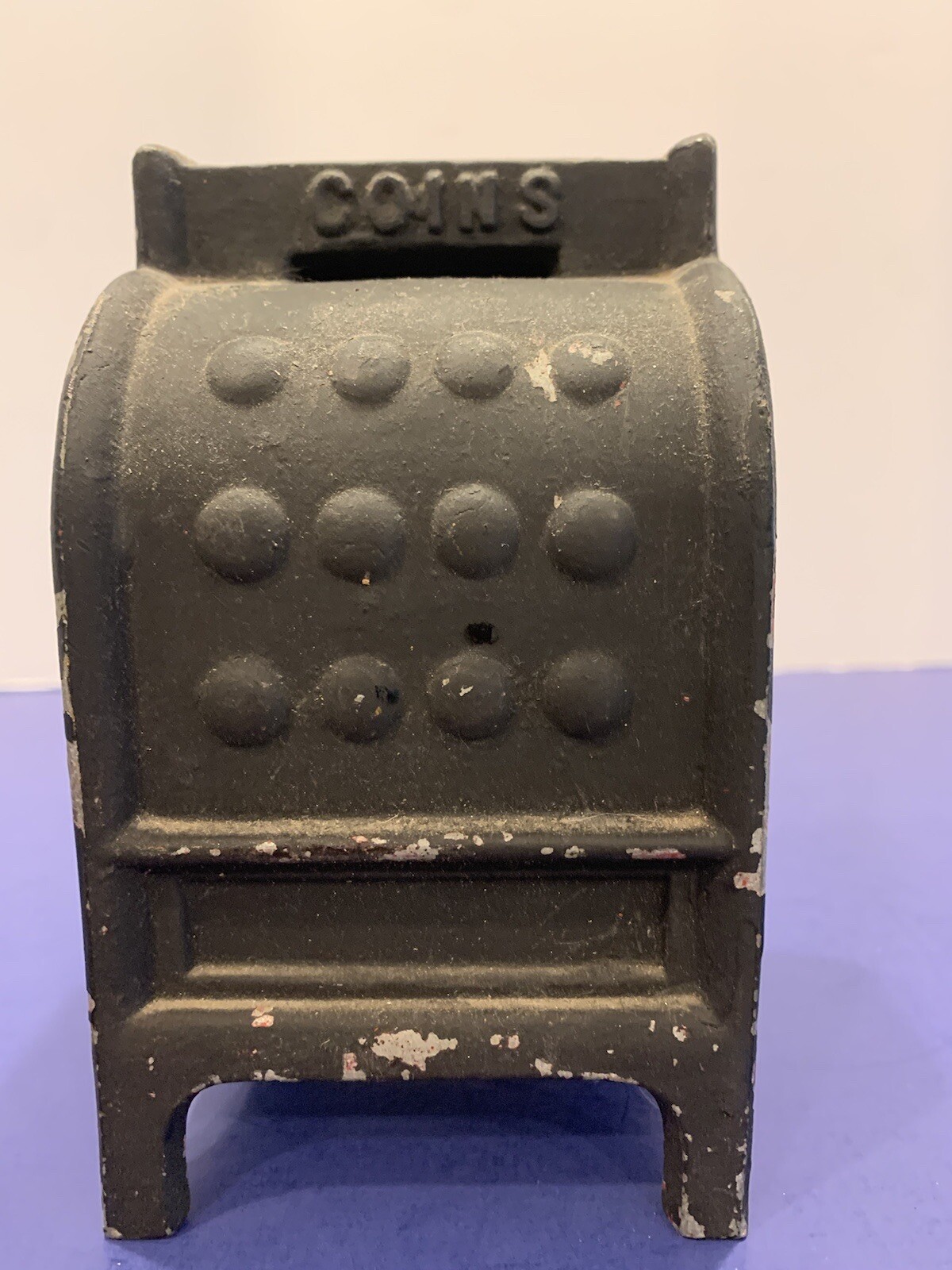 как выглядит Vintage Cast Iron Cash Register Still Coin Bank Missing Bottom Piece фото