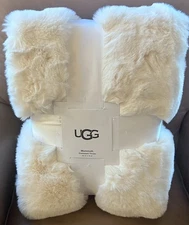 NWT UGG Mammoth Throw Blanket Ultra Soft Faux Fur Oversized 50"x70” Ivory