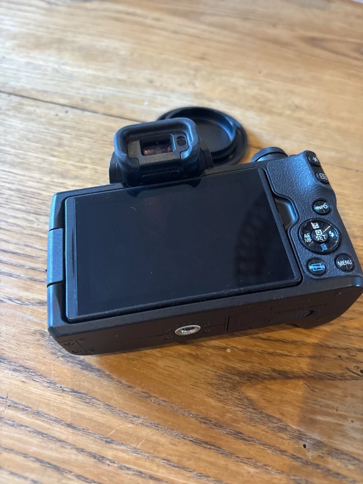Canon EOS M50, photo 3 of 3