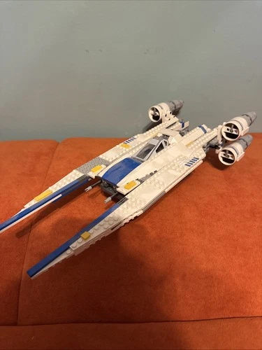 lego star wars rebel u-wing fighter 75155 No Minifigures Non Complete