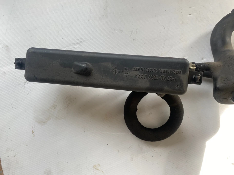 PORSCHE 968 944 Turbo S2 Cabriolet Convertible Combustible Gas Llenador Cuello Línea Tubo Foto 2 de 4