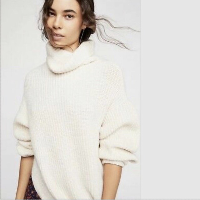 People Eleven Turtleneck Tunic Sweater 