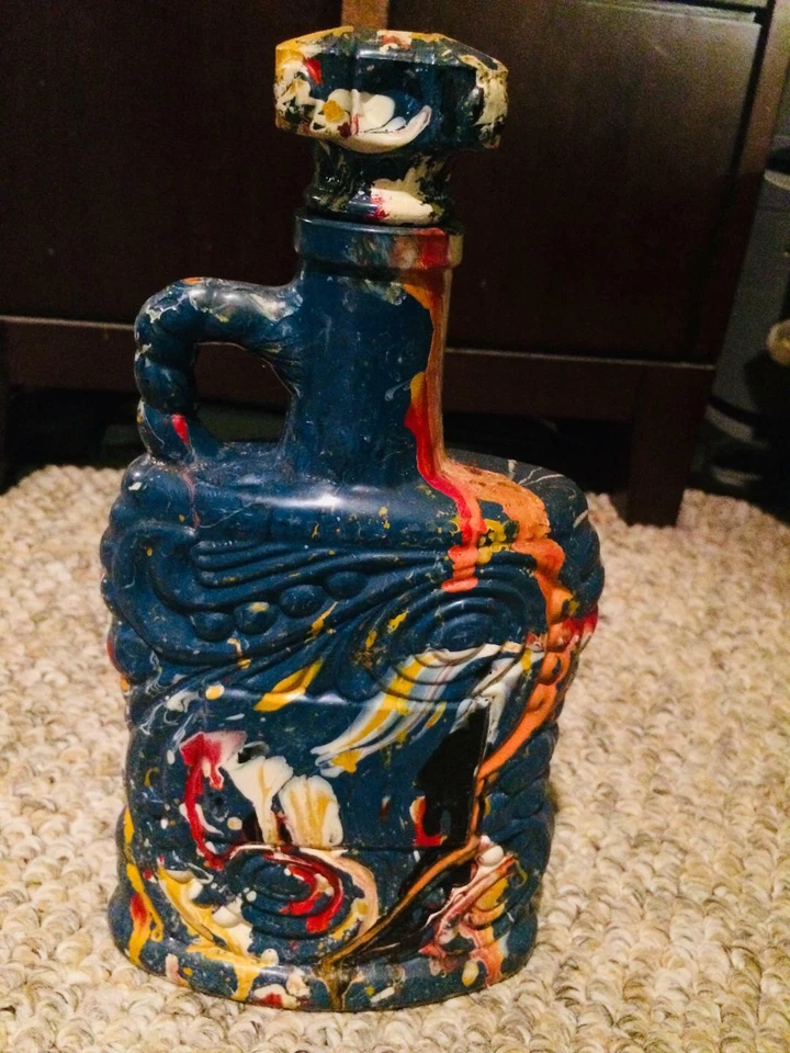 Vintage Glass Liquor Bottle Painted Decanter American Folk Art w/Twist off Cap - Image 4 of 4
