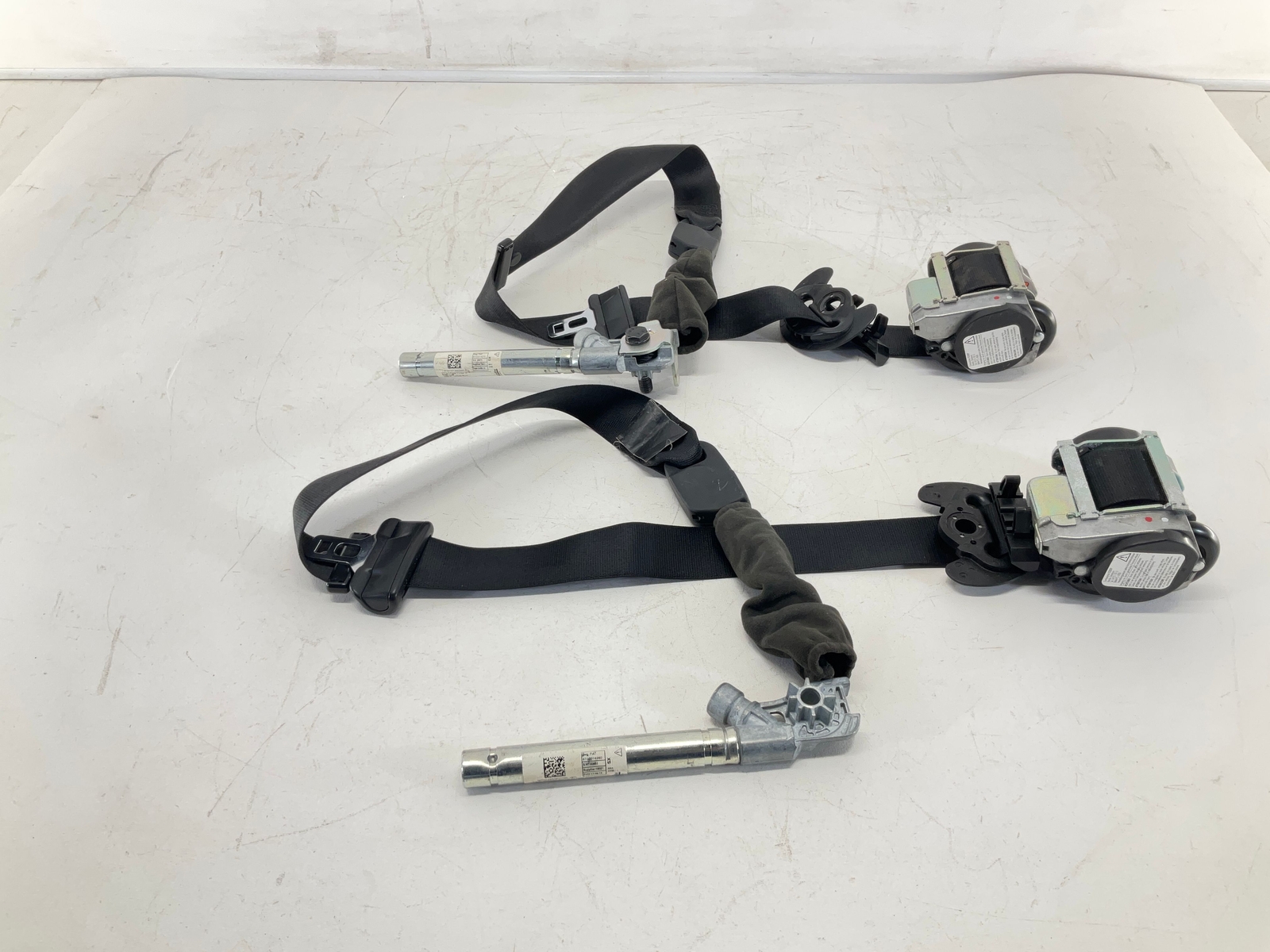 14-17 MASERATI Ghibli Front Left Driver & Right Passenger Seat Belt Retractor
