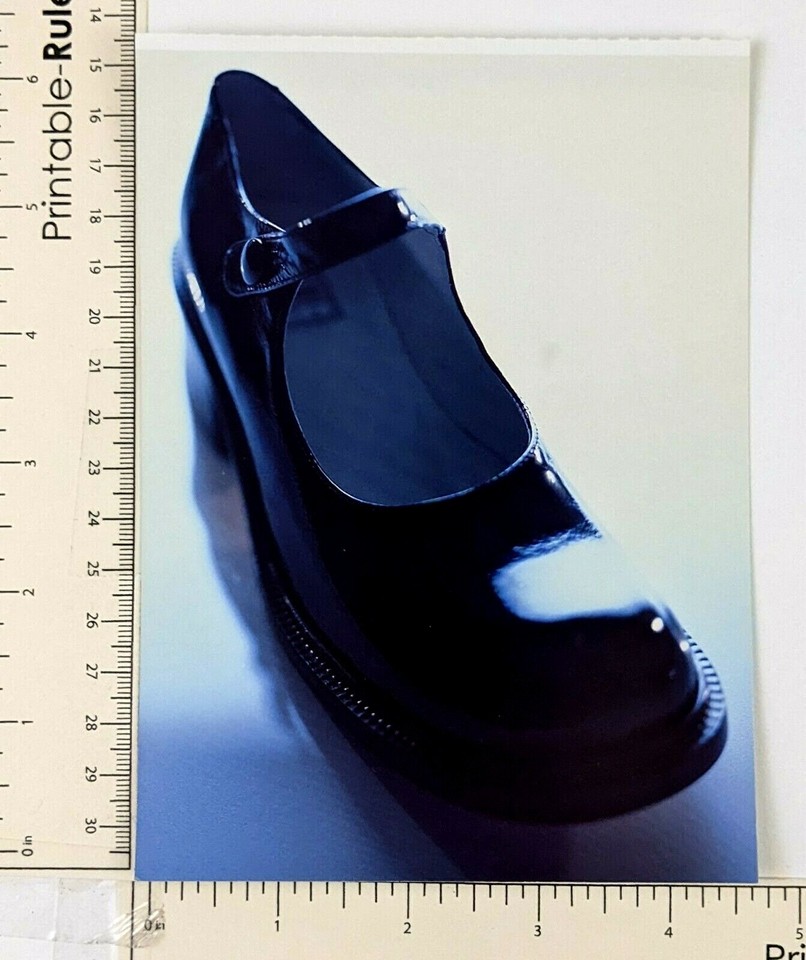 1998 Mary Jane Women's Chuncky Heel Black Patent Leather Shoe Vintage