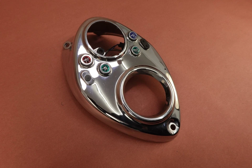 Консоль топливного бака 2014 11-17 Triumph SPEEDMASTER - Изображение 3 из 4