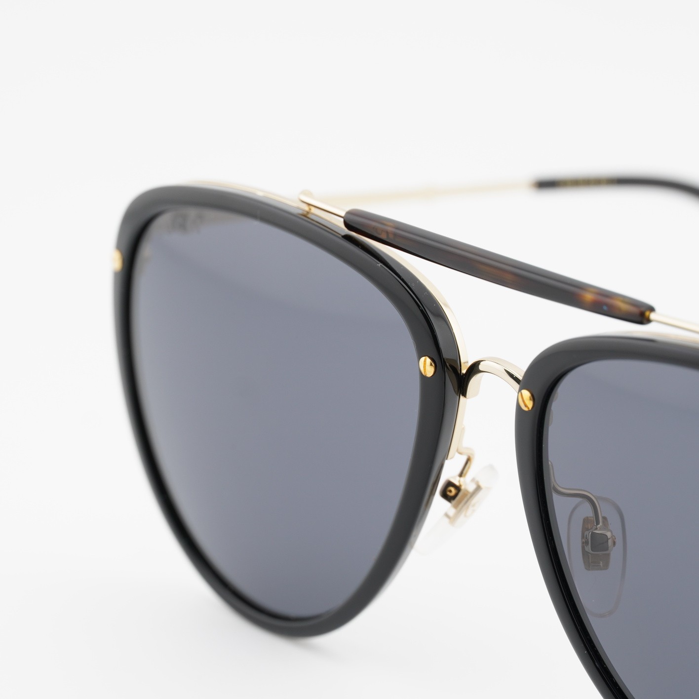 New GUCCI GG0672S 001 Black Gold/Grey 58-19-145 Sunglasses image 3