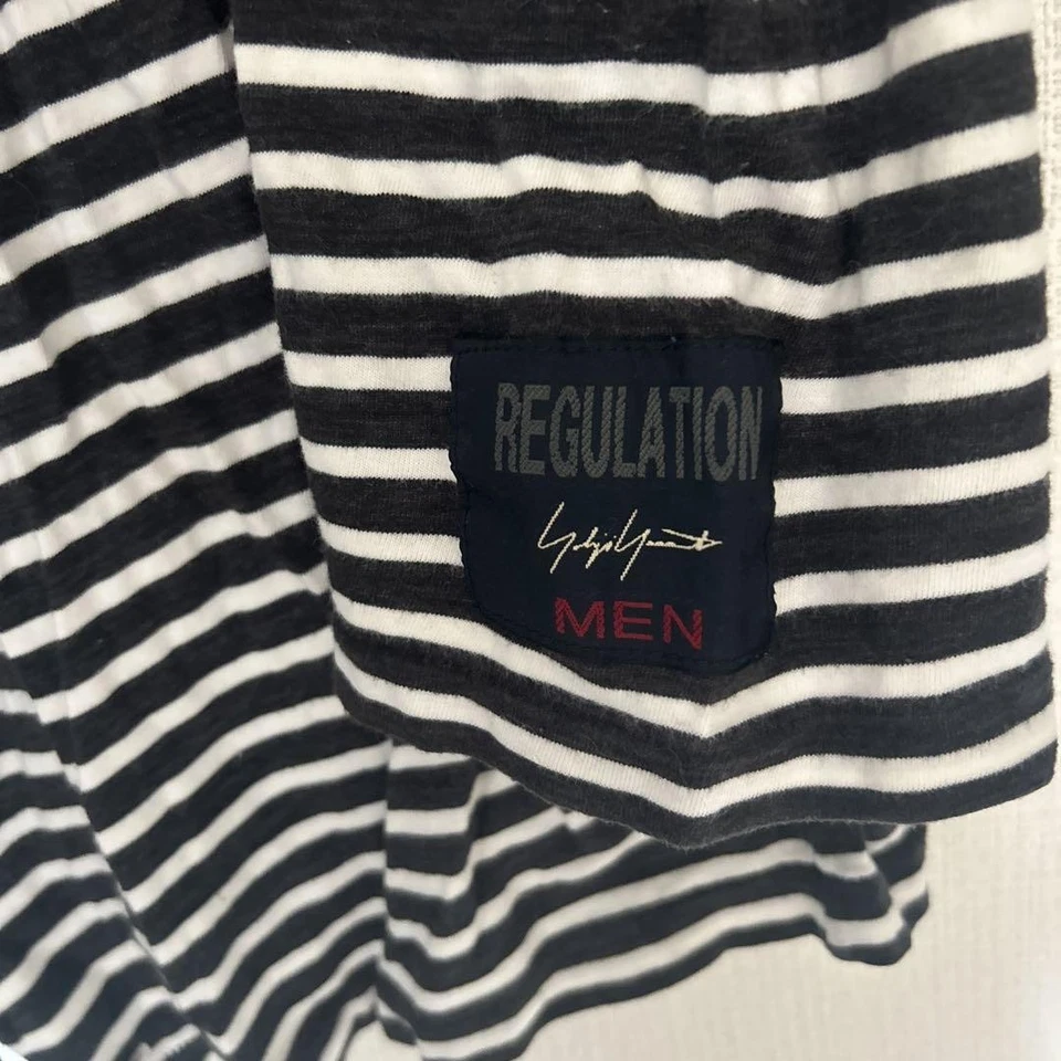 CÁRDIGAN A RAYAS USADO YOHJI YAMAMOTO ACEPTABLE Foto 2 de 4