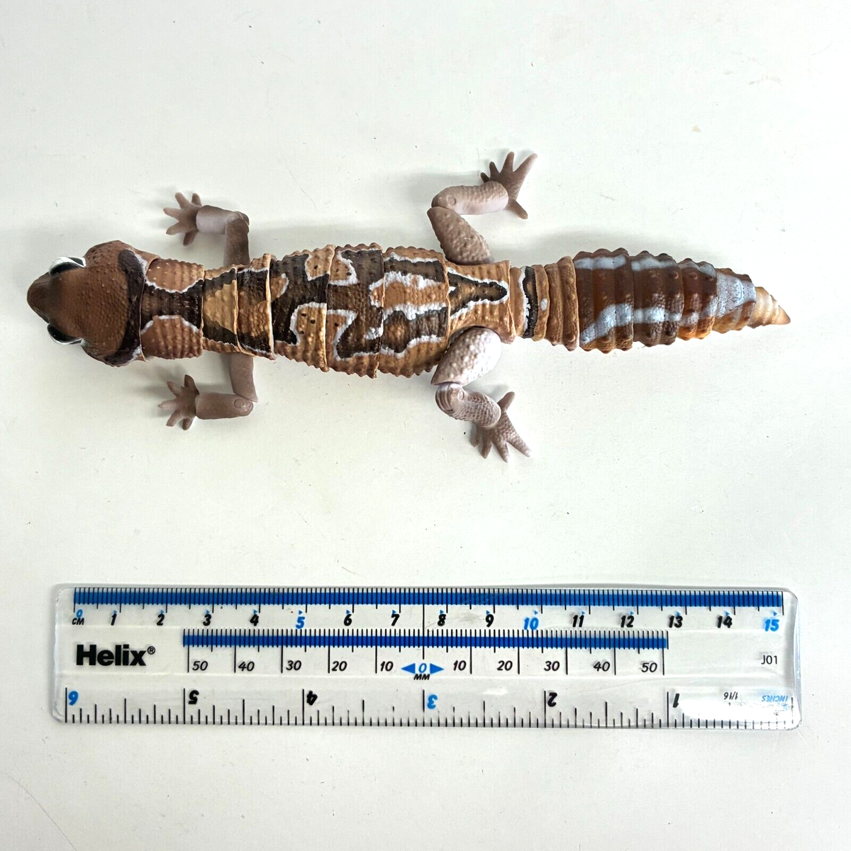 Bandai Gashapon West African Fat-tailed Gecko Action Figure