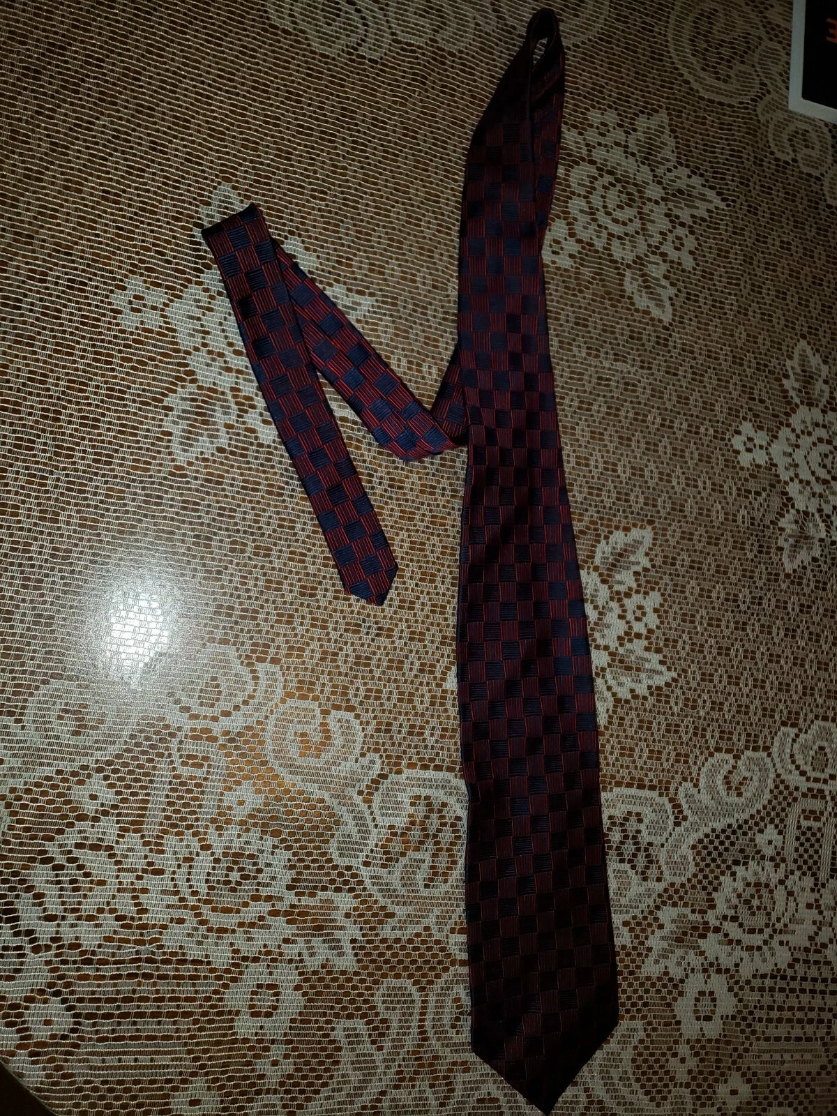 Picture 1 of 3