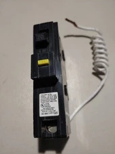 SQUARE D TYPE HOM #10-#14 AWG  20 AMP BREAKER AND GROUND FAULT AC-889
