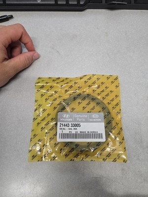 Genuine/OEM 2144333005 SEAL-OIL RR for Hyundai Avante XD (Elentra) 00