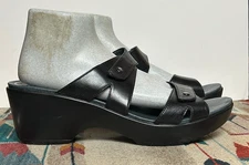 Women's Dansko Jessie Black Leather Walking Co. Worn ONCE Sz. 42/8.5