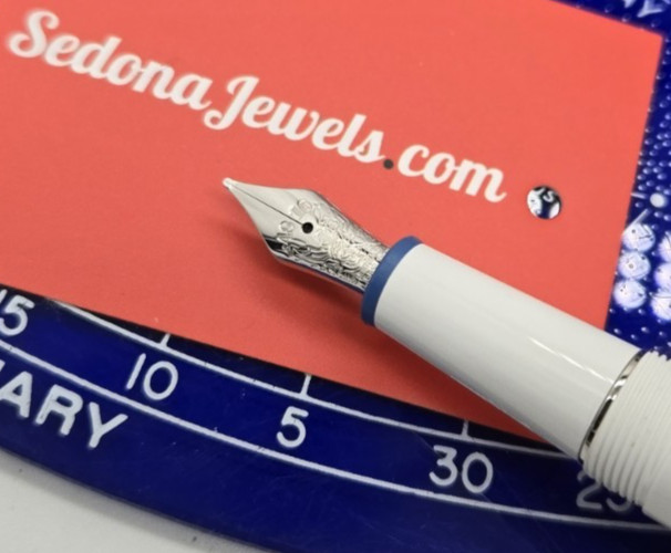 Montblanc 129399 Glacier Fountain Pen ships in reduced eco-friendly packaging