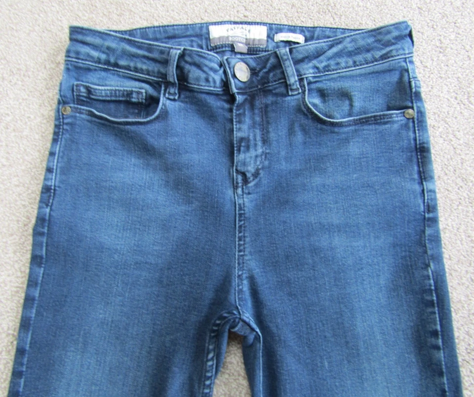 Fat Face Smithy Bootcut Jeans size 8, Leg 31". Stretch Blue Denim. Womens. - Image 3 of 4