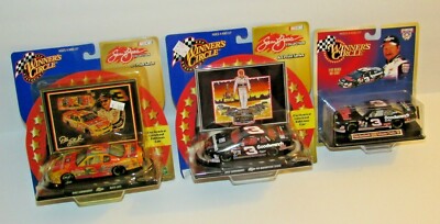 Lot 3 Winner's Circle 1:43 Dale Earnhardt Cars Peter Max and Goodwrench 