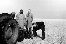 Liverpool Manager Bill Shankly Called In Mr John Flood 1963 Old Photo 6