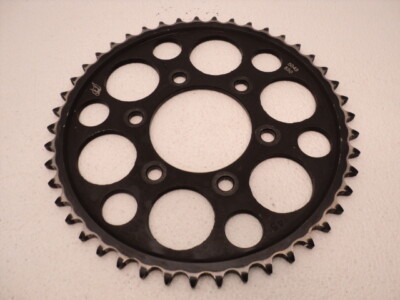 Suzuki GSF1200 Bandit #A235 Aftermarket  Driven Racing  Hinten Kettenrad (45T)