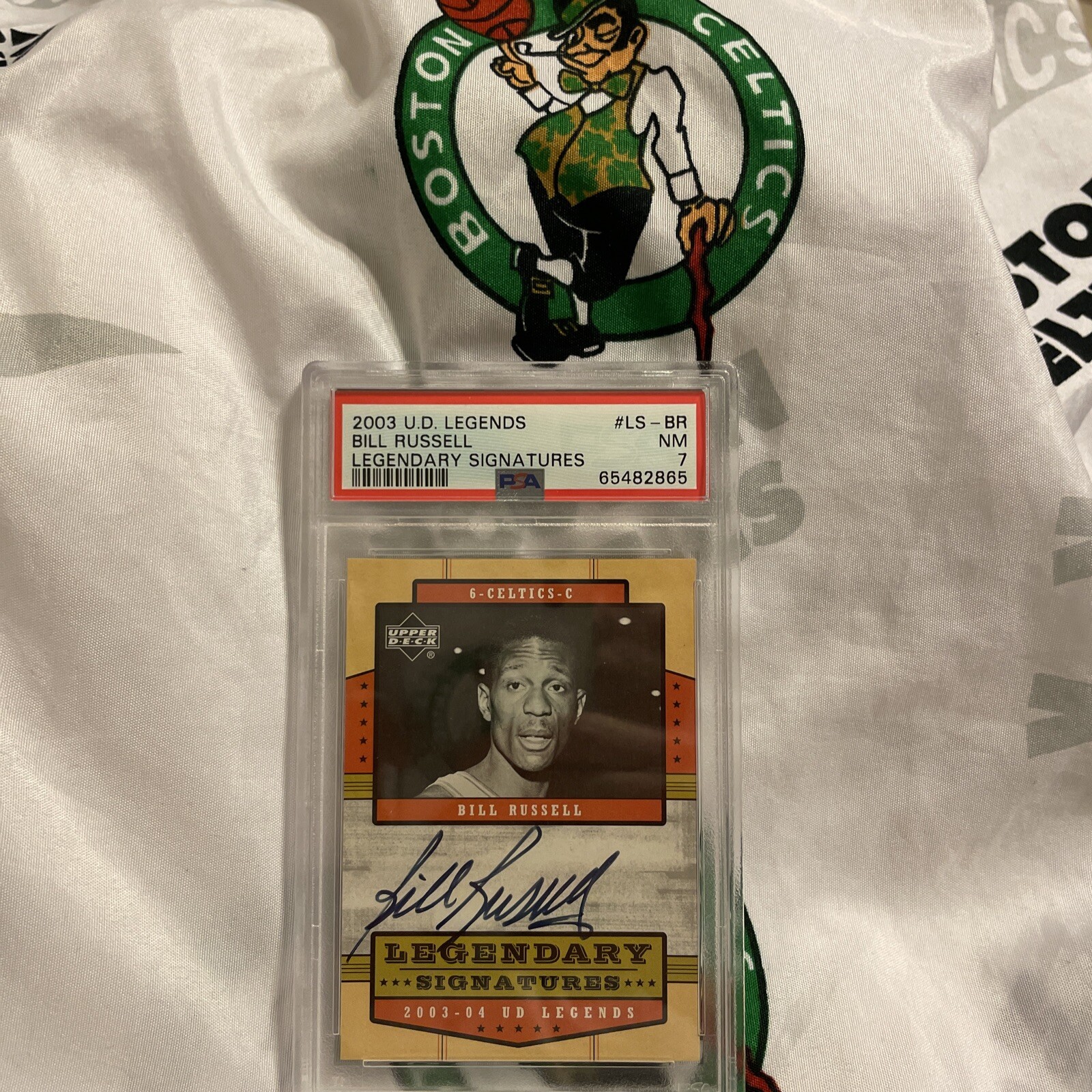 Bill Russell Legendary Signatures #LS-BR Basketball Cards 2003 Upper Deck Legends Legendary Signatures trading card — raw and PSA graded price guide