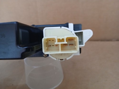 2001-2004 OEM Toyota Tacoma A/C heat Climate Control Temp Unit - Picture 6 of 7