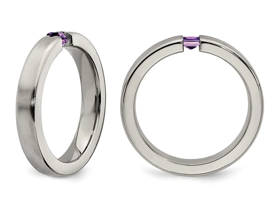 Alianza de boda de titanio cepillado de 4 mm para dama con amatista Foto 3 de 4