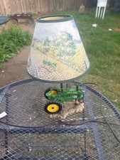 john Deere tractor lamp works great collector item