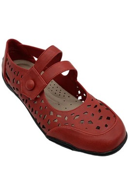 ARRAY Women's Jayden Mary Jane Flats Red