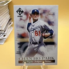 2001 Pacific Private Stock Silver Chan Ho Park #63
