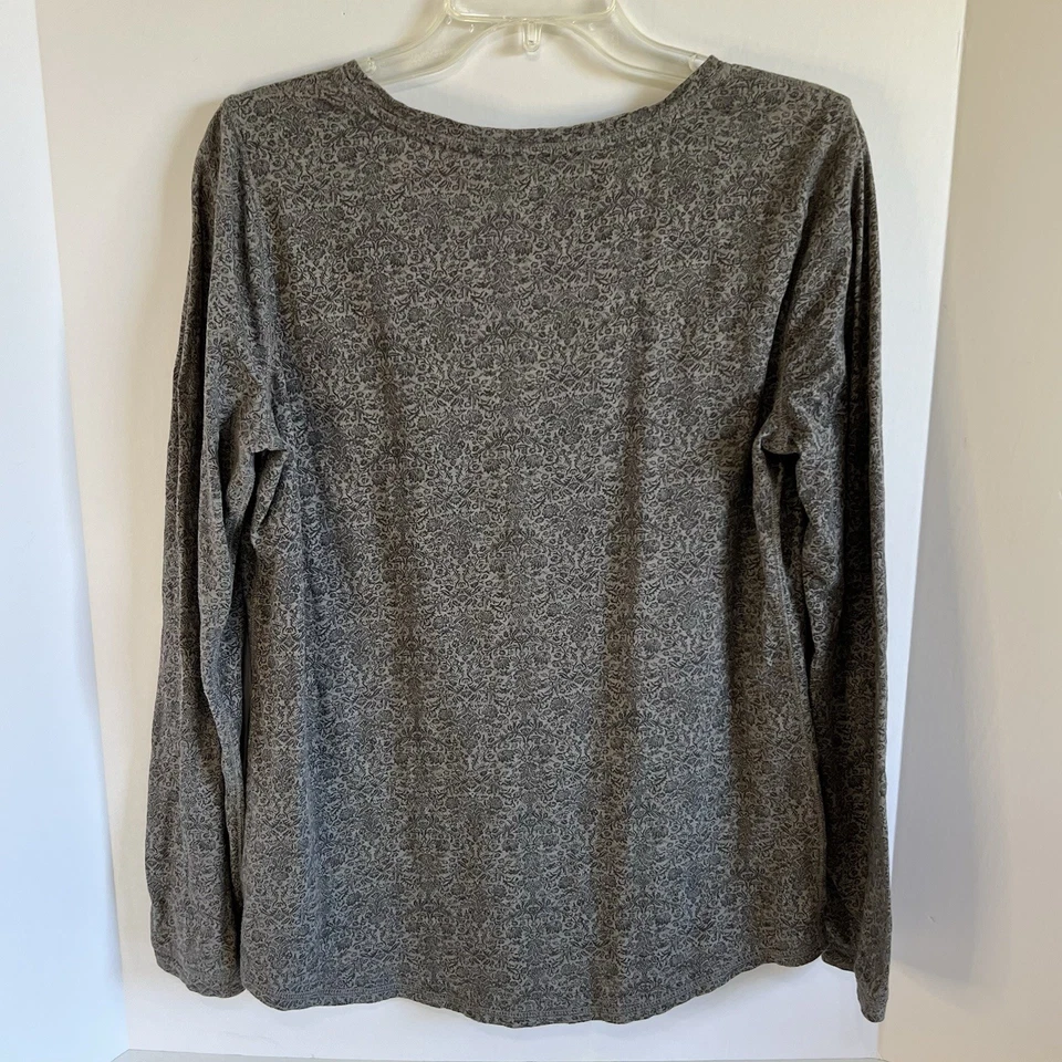 Camisa tallada con volantes para mujer grande gris floral Henley manga larga camiseta algodón Foto 4 de 4