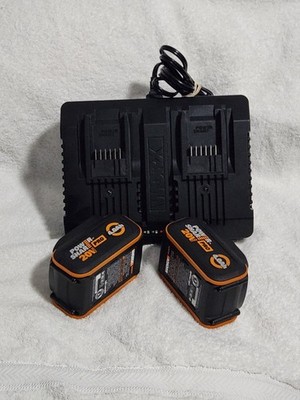 Worx Power Share WA3884 Charger and 2 Worx 20 Volt 4.0Ah Batteries WA3674 Tested
