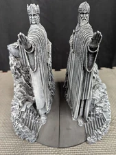 Gates of Argonath, Figurines
