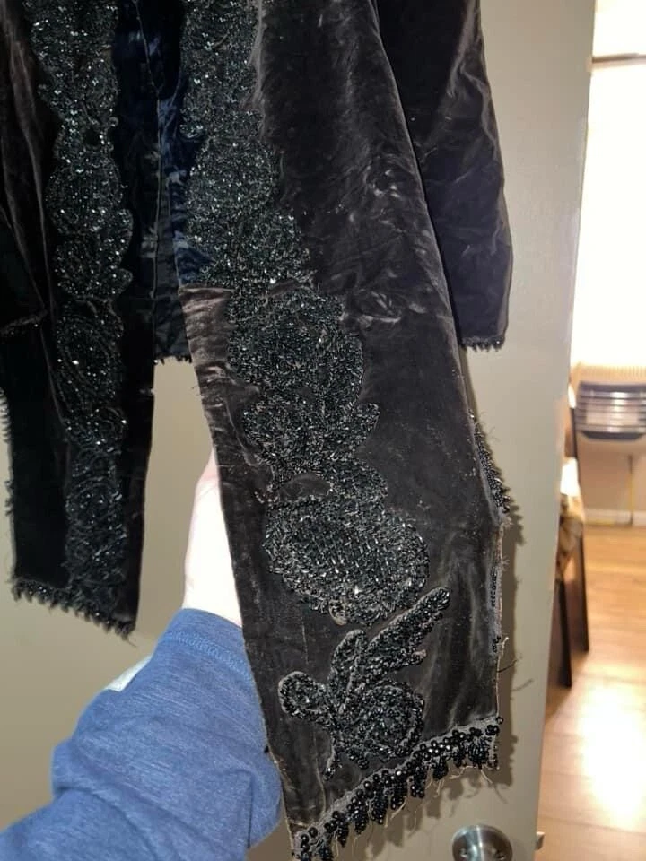 Antiguo vestido de luto victoriano chal Jet Bead Memento Mori años 1880 negro funeral