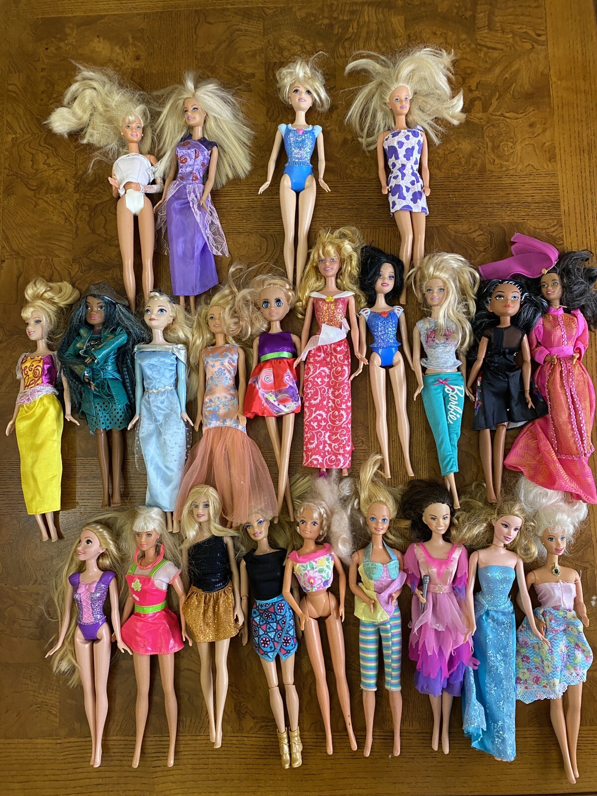 Huge Lot of 23 Barbies Unknown Dates Some may be Rare
